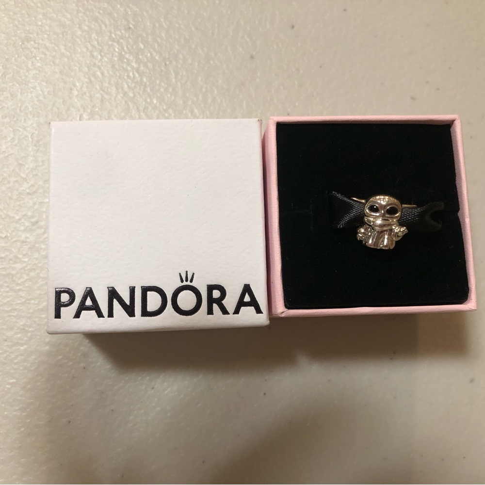 Pandora Grogru charm